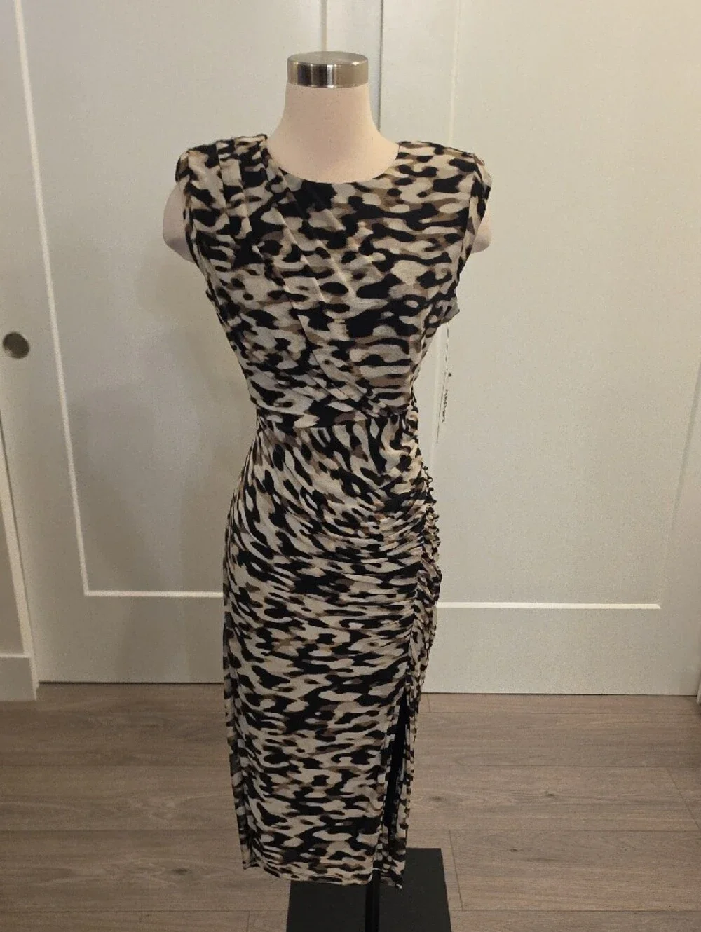 DKNY ruched Beige&Black Leopard-Print Midi Dress size 10 new with tags
